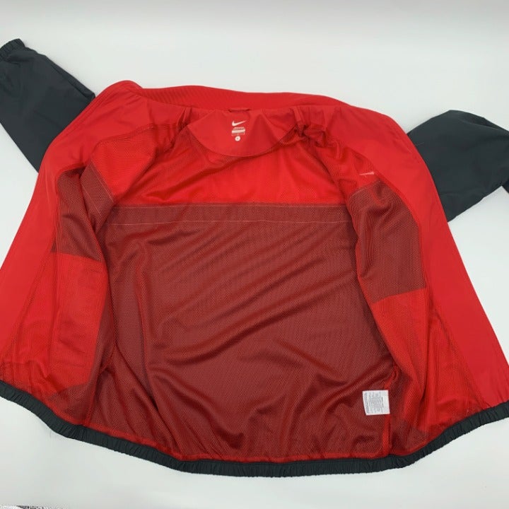 Red & Black Nike windbreaker size L