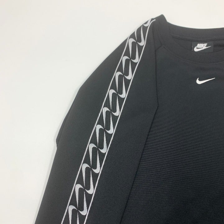 Women's Nike Center Swoosh Sweatshirt Size S