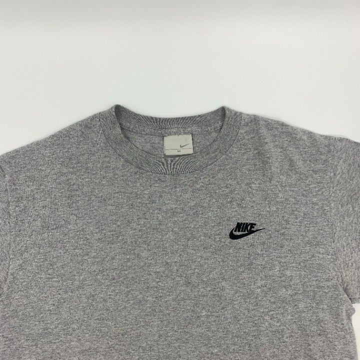 Vintage Gray Nike Embroidered T-shirt Size M