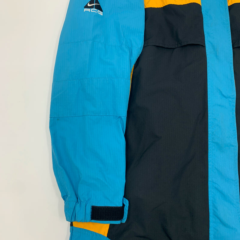 Vintage Nike ACG Clima Fit packable coat SIze L