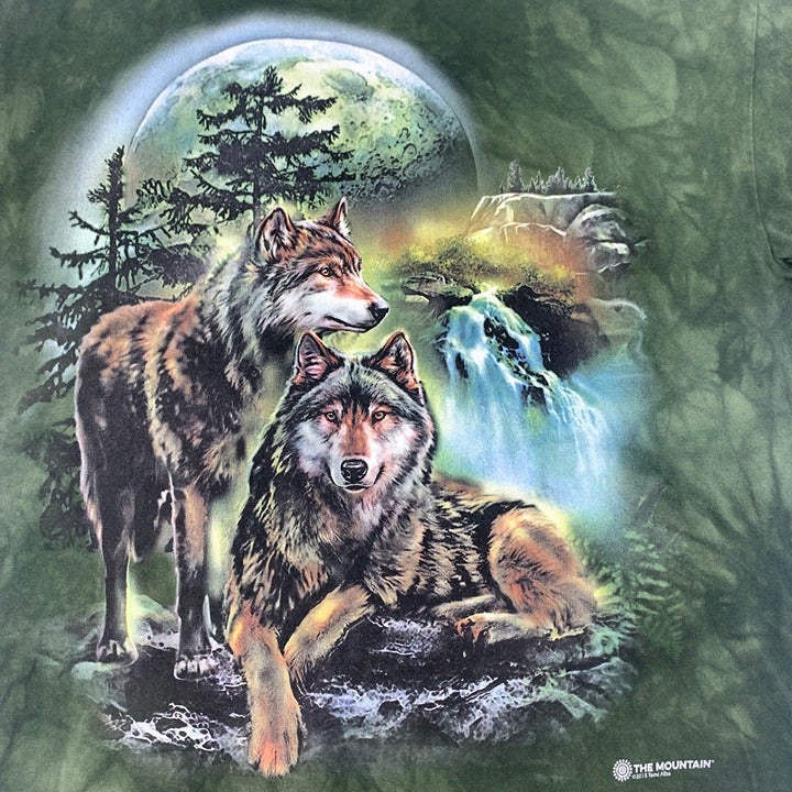 Green The Mountain Wolf T-shirt Size L