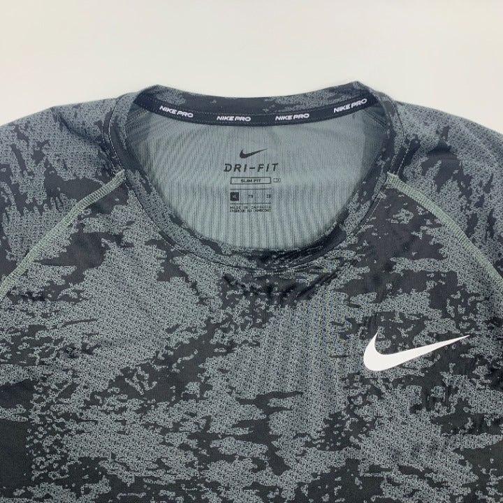 Long Sleeve Gray Camo Nike T-shirt Size XL