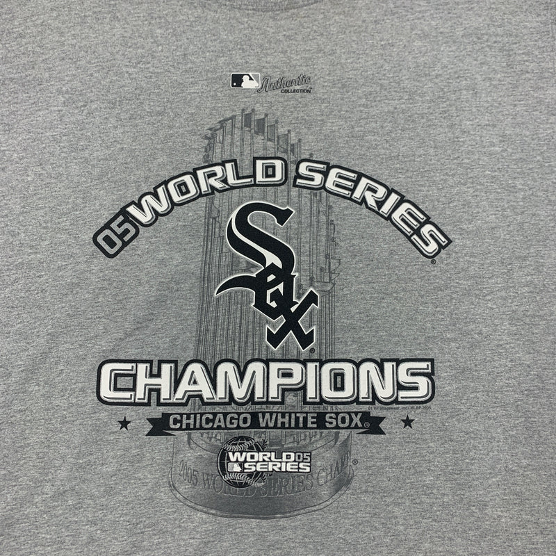 Chicago White Sox 2005 World series T-shirt.