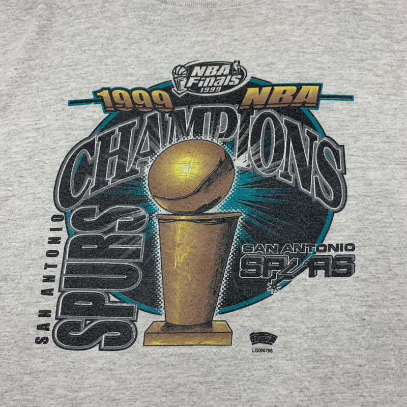 Vintage Youth San Antonio Spurs T-shirt size YL