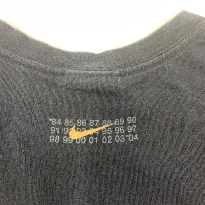 Black and Gold 2004 Nike Swoosh T-shirt Size L