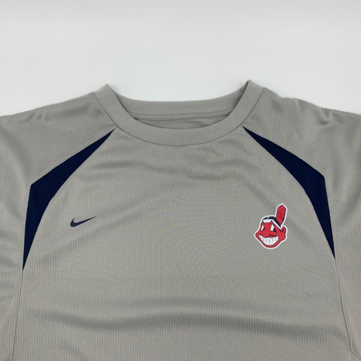 Cleveland Indians Nike t-shirt Size XL