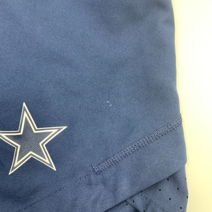 Dallas Cowboys Nike shorts Size M